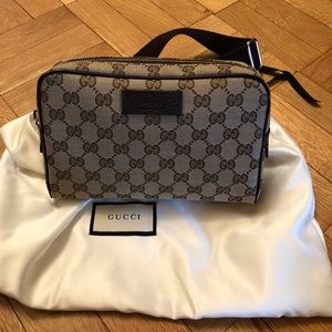 Gucci Fanny Pack/Crossbody Bag/Belt Bag